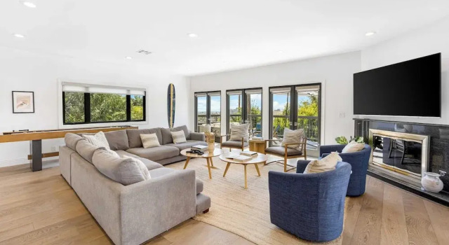 6bdr Modern Oasis w/ Game Room, Outdoor Living & Views! Edendale by Avantstay, 预订 酒店 洛杉矶 洛杉矶都会区