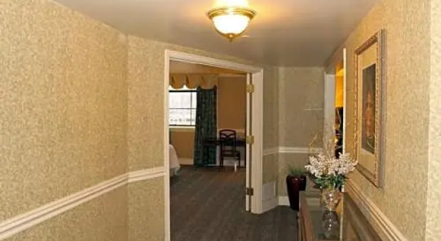 Люкс Presidential Roberts Riverwalk Hotel Detroit
