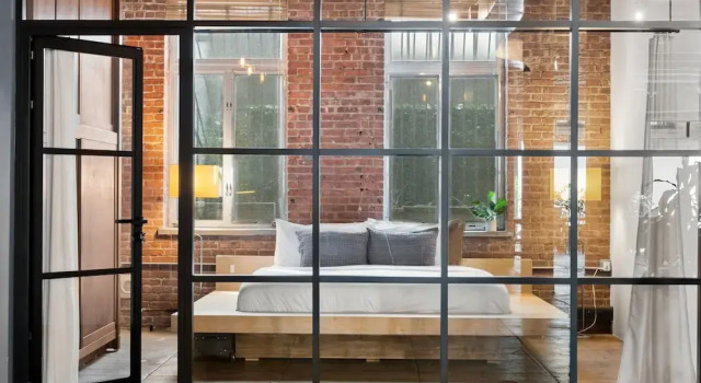 Апартаменты Greenwich Court by Rove Travel 3BR Loft w Sauna