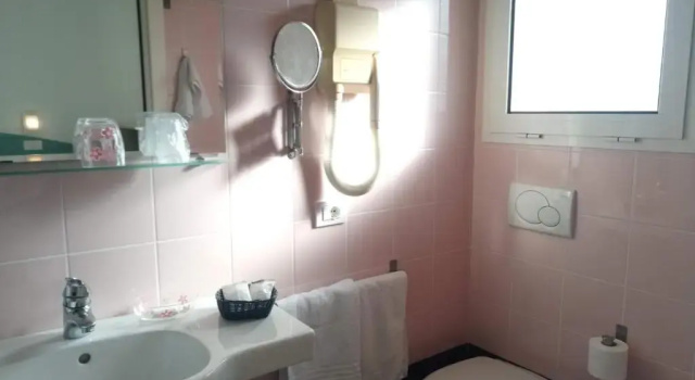 Трёхместный номер Standard Hotel Alga