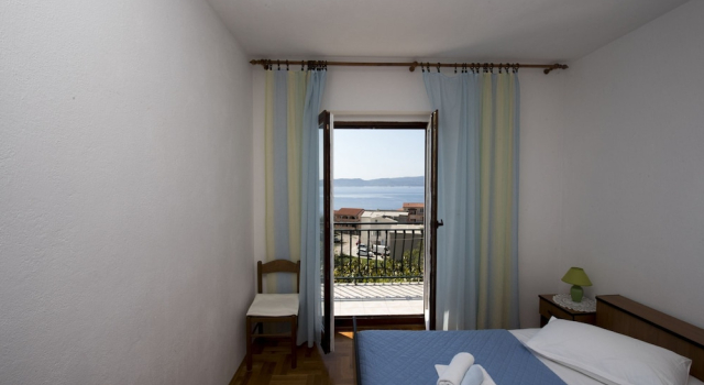 Apartments Robert, Varaa Huoneisto Hotellit Split-Dalmatia pysäköinnillä, Pysäköinti