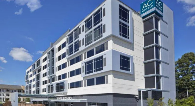Кровать в общем номере AC Hotel by Marriott Atlanta Buckhead at Phipps Plaza