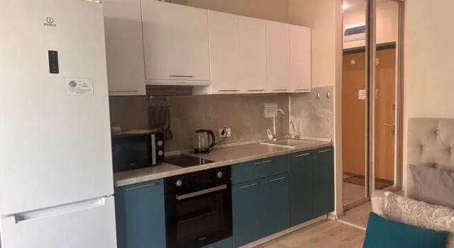 Apartamenty 72 kvadratnyx metra, Prenota Appartamento Tjumen' 