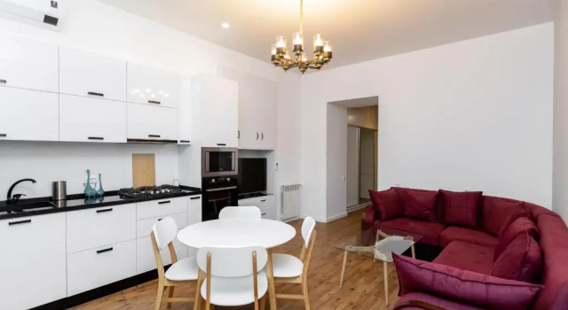 Апартаменты Charming 2BR Apartment in OldTbilisi