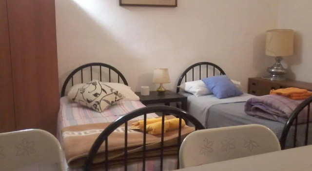 Bed in Siena, Забронировать Гостевой дом Сиена Siena Area