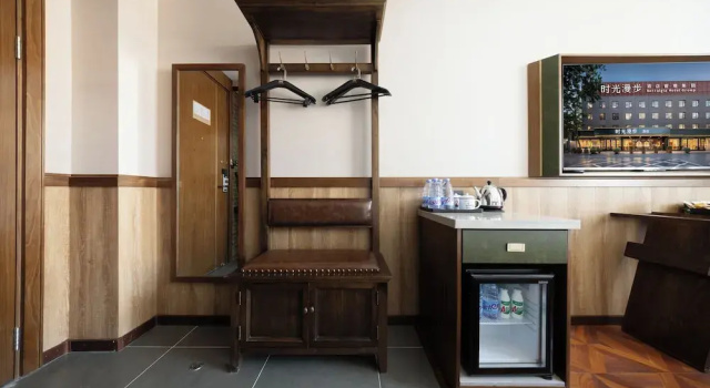 Трёхместный семейный номер Standard Nost algia Hotel Beijing Jinsong