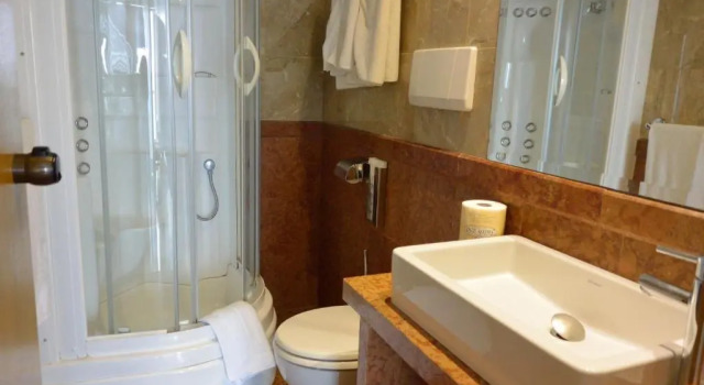 Двухместный номер Standard с балконом Hotel Columbus