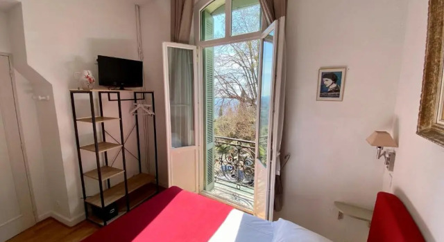 Двухместный номер Standard Logis Hôtel La Bellaudière