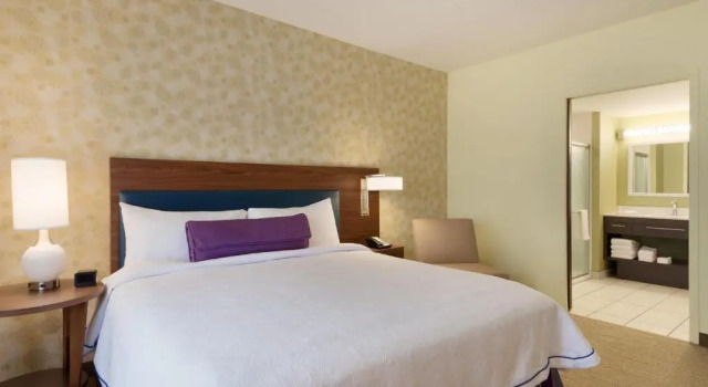 Люкс Home2 Suites by Hilton Clarksville/Ft. Campbell