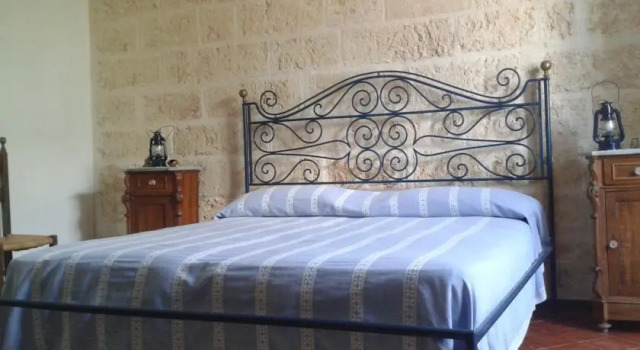 Athena b&b