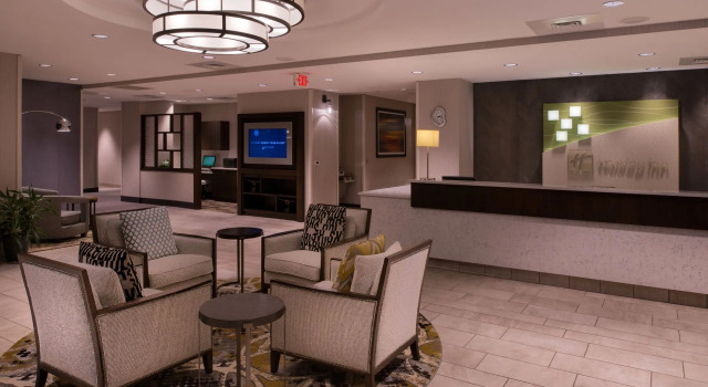 DoubleTree by Hilton Raleigh Crabtree Valley