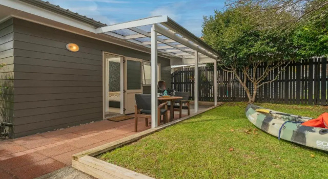 Sunny Days Retreat - Tairua Holiday Home, Rezerwuj Hotel Tairua 