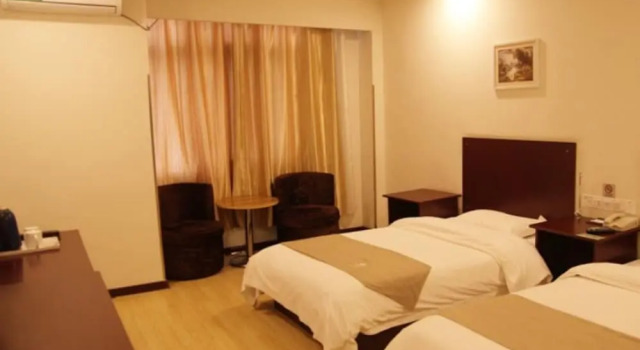 GreenTree Alliance Jinan Licheng Town Yaohua Road Yaoqiang Airport Hotel
