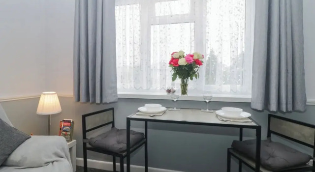 Flat 5, Big Tree Holiday Flats, Забронировать Отель Отели Англии 3 звезды, 3*