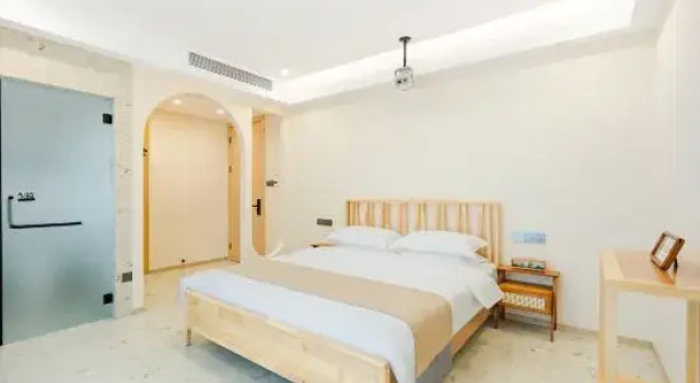 Люкс с 4 комнатами Xinyuan Hotel