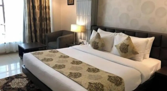 Hotel Evara