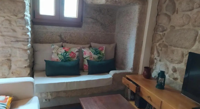 Коттедж Casa de piedra acogedora a 2 minutos de la playa