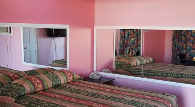 Sharn's Motel