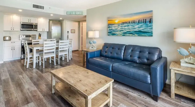 St Martin Suite Beautifully Updated Pool View, Забронировать Апартаменты/квартира Ки-Уэст Национальный парк Dry Tortugas, рядом с Key West Tropical Forest and Botanical Garden