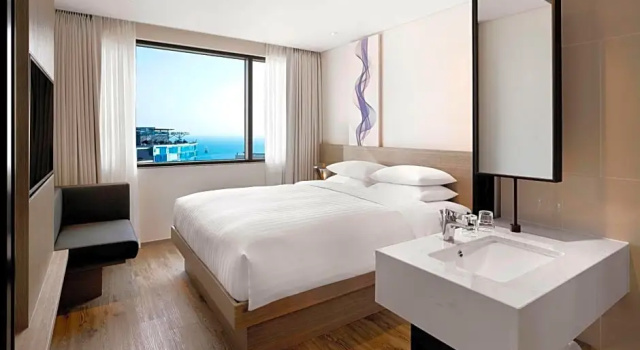 Двухместный номер Deluxe с частичным видом на море Fairfield by Marriott Busan