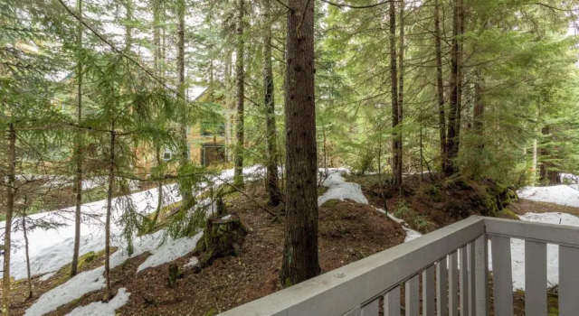 Апартаменты Forest Trails by Outpost Whistler