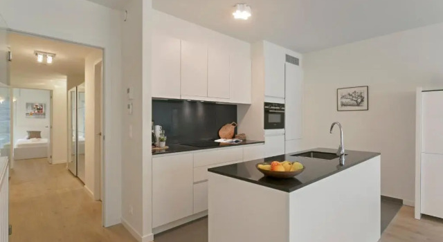 Апартаменты Cosy Family Apartment With Parking Near the Beach