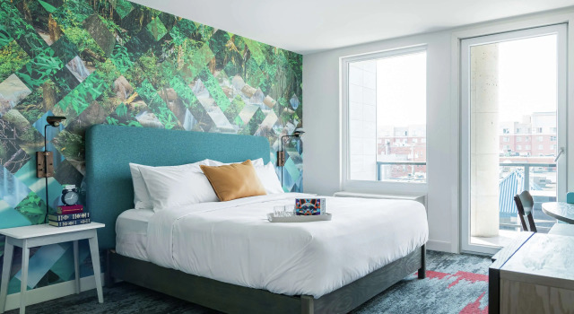 Canvas Moncton, Tapestry Collection by Hilton