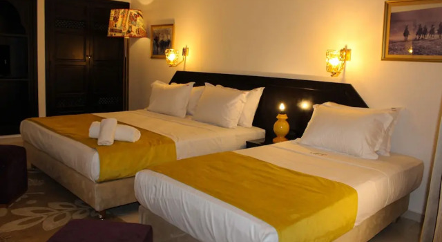 Трёхместный семейный номер Standard с балконом Majorel Perle Hôtel Riad Restaurant Picine & Spa