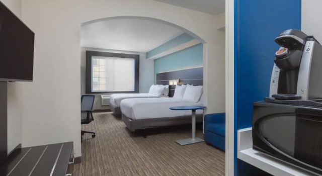 Люкс Holiday Inn Express Hotel & Suites Eugene Downtown - University by IHG