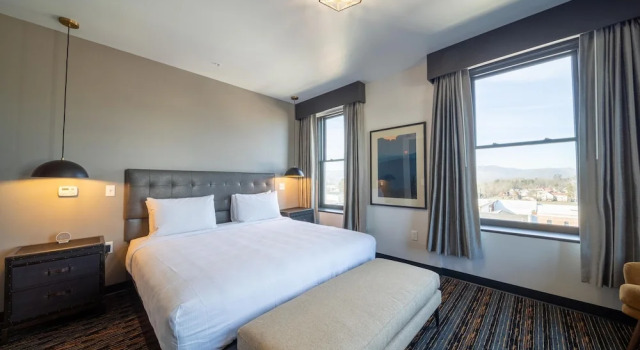 Номер Deluxe Tygart Hotel, an Ascend Collection Hotel