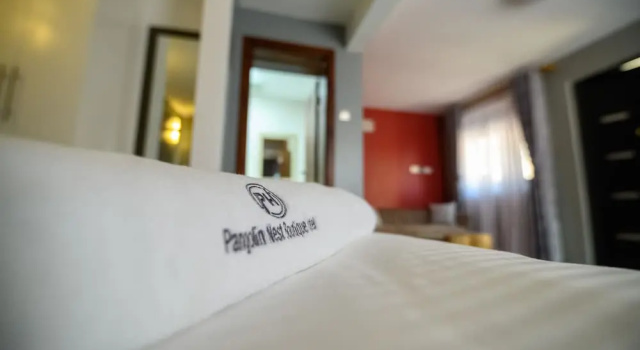 Люкс Pangolin Nest Boutique Hotel