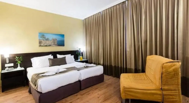 Rest Hotel