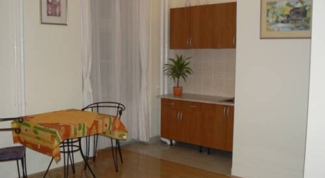 Árbi Apartman Hotel, Забронировать Апарт-отель Апарт-отели Будапешта, рядом с Uránia National Film Theatre, Апарт-отель