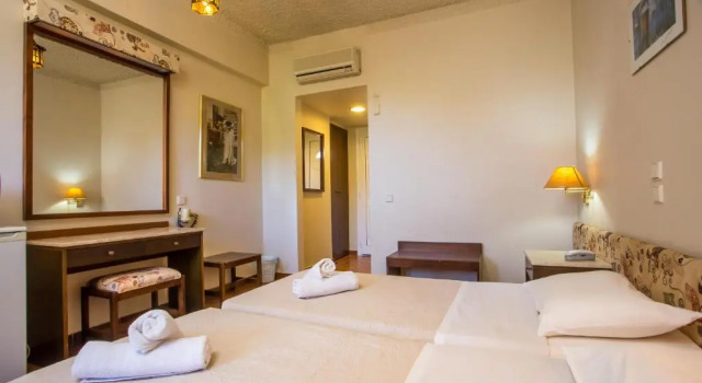 Двухместный номер Standard Muses Hotel