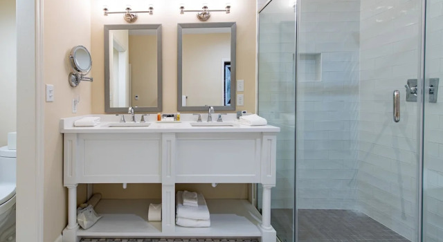 Четырёхместный номер Standard The Greystone Inn