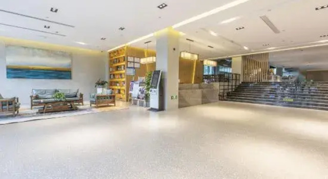Kaiyuan Life Hotel at Central Lake of Qiandao Lake, Book Hotel Hoteller i Chun'an med parkering, Parkering