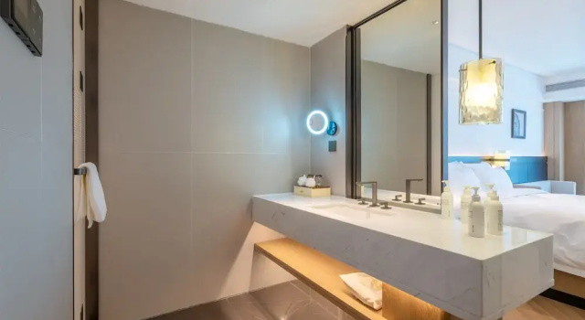 Люкс Business с видом на город MEHOOD LESTIE Hotel Guangzhou Tianhe Financial City