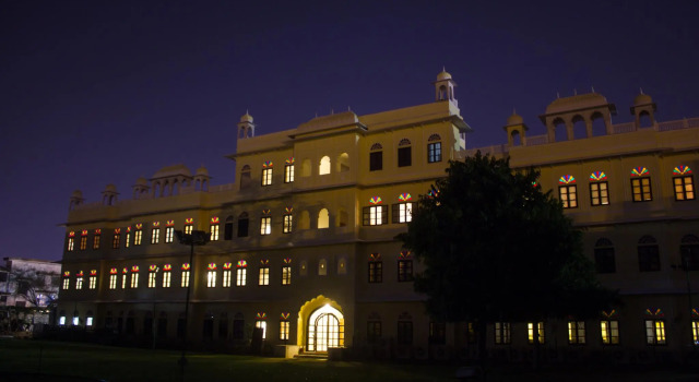 Grand Uniara A Heritage Hotel, Забронировать Отель Отели штата Раджастхана с парковкой, Парковка