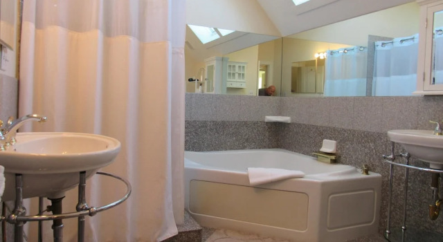 Номер Standard Пентхаус с видом на горы The St. Marys Inn, Bed and Breakfast