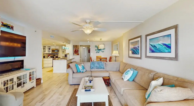 Ocean-view Balcony, Pool! New Smyrna Beach Escape, Забронировать Апартаменты/квартира Апартаменты Нью-Смирна-Бич, рядом с Пляж Нью-Смирна-Таун, Апартаменты/квартира