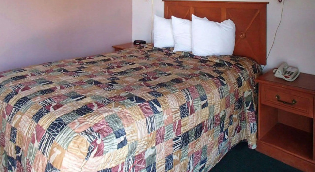Rodeway Inn Leesburg Chain of Lakes, Book Hotel Hoteller i Leesburg med pool, Swimmingpool