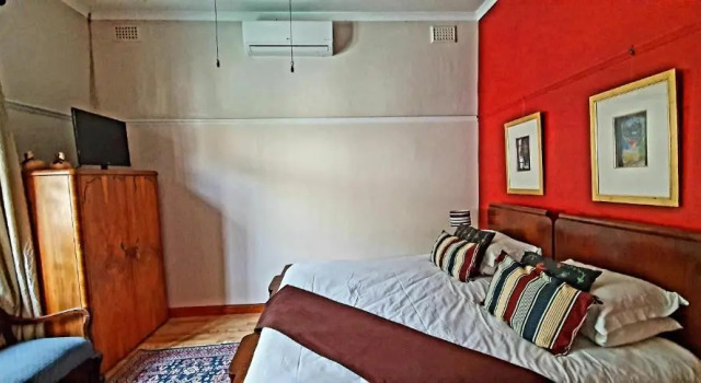 Двухместный номер Deluxe с видом на бассейн Redbourne Hilldrop Guesthouse B&B