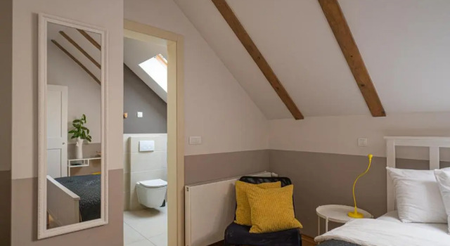 Студия Peacock Boutique Apartments