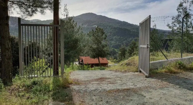 Коттедж с 3 комнатами The Cosy Mountain Cabin with Stunning Views near Troodos
