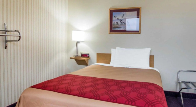 Двухместный номер Standard Econo Lodge Manchester