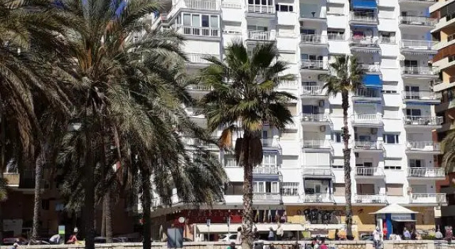 MÁLAGA CENTER, MALAGUETA BEACh, Забронировать Апартаменты/квартира Малага - центр Малага, рядом с Sanctuary of the Nazarene