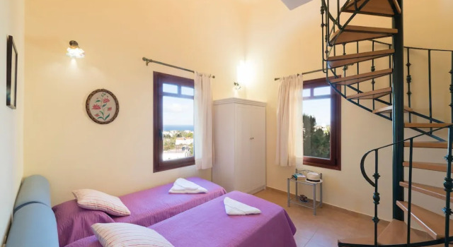 Villa Aphroditi by LeaderStay, Rezerwuj Willa Hotele w Retimno z basenem, Basen