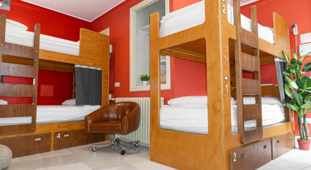 Кровать в общем номере La Banda Rooftop Hostel