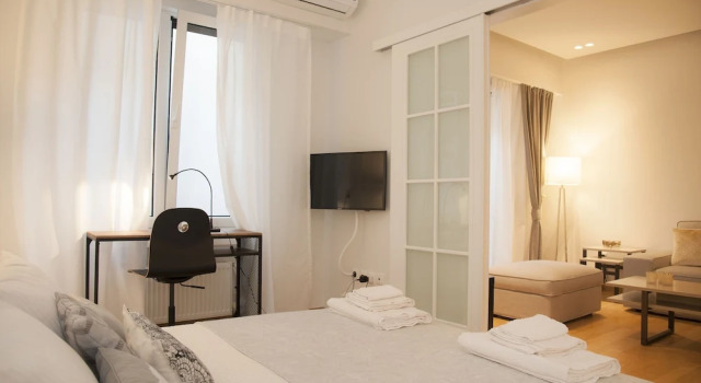 HiEnd Renovated Kolonaki Flat, Забронировать Отель Отели Афины 3 звезды, рядом с Dexameni Square, 3*