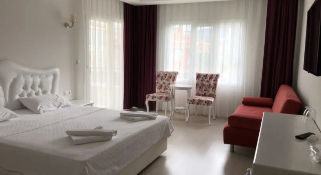 Номер Deluxe с балконом и с видом на горы Serin Otel